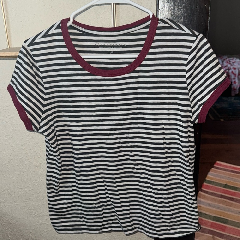 Aeropostale , short sleeve, L